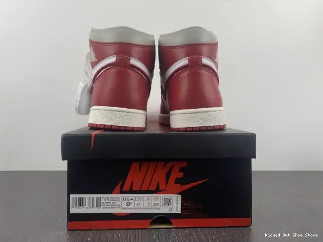 Kick Theory (W) OG High Newstalgia DJ4891-061 Jordan 1 Chenille 0501